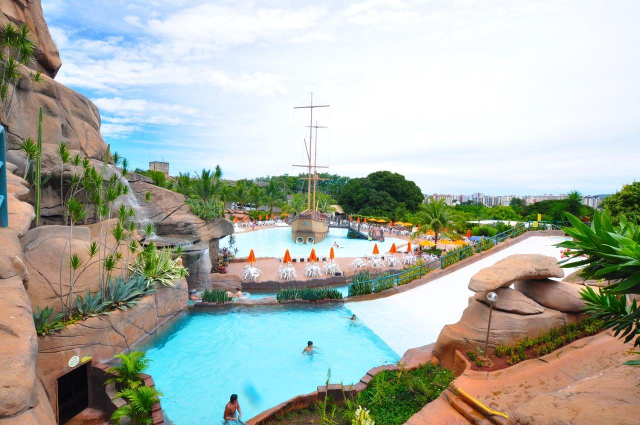 Villas Diroma Com Um Dia No Acqua Park, Splash E Slide Калдас-Новас Экстерьер фото