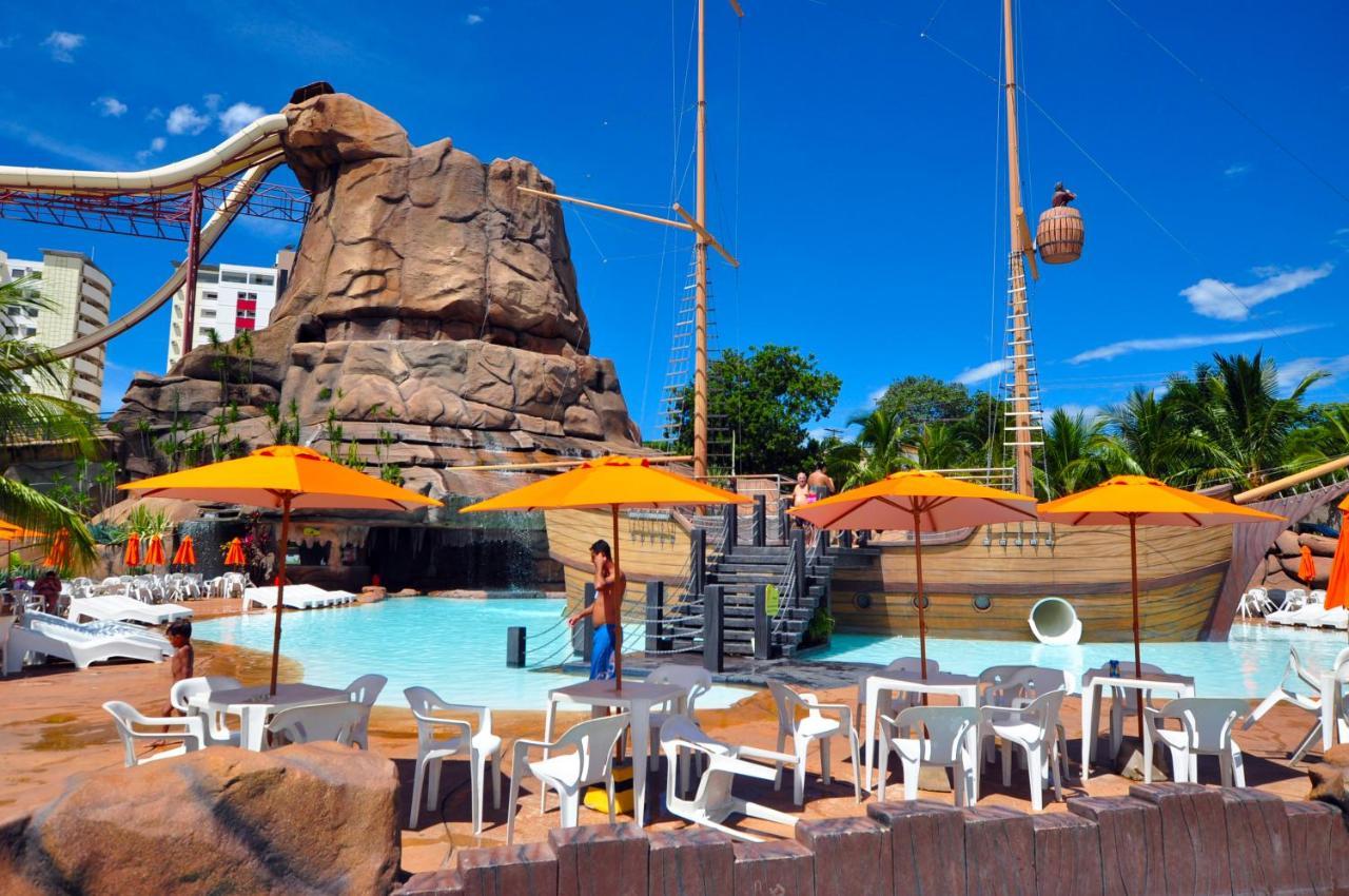 Villas Diroma Com Um Dia No Acqua Park, Splash E Slide Калдас-Новас Экстерьер фото