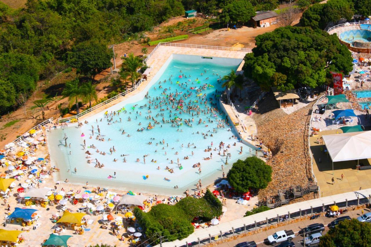 Villas Diroma Com Um Dia No Acqua Park, Splash E Slide Калдас-Новас Экстерьер фото