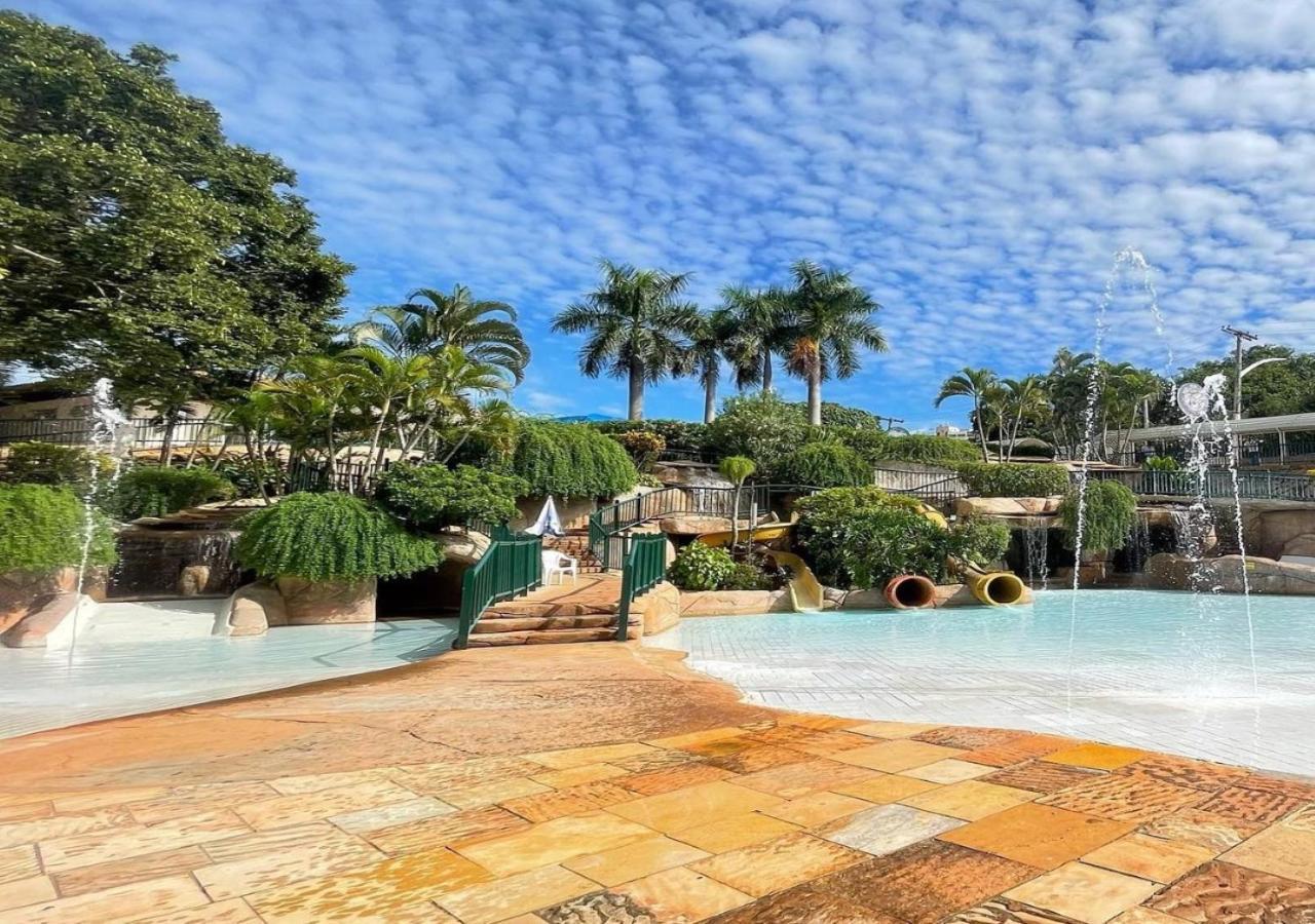 Villas Diroma Com Um Dia No Acqua Park, Splash E Slide Калдас-Новас Экстерьер фото