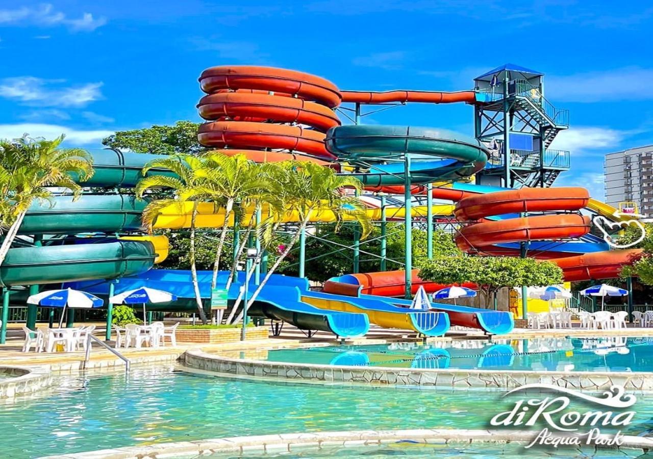 Villas Diroma Com Um Dia No Acqua Park, Splash E Slide Калдас-Новас Экстерьер фото