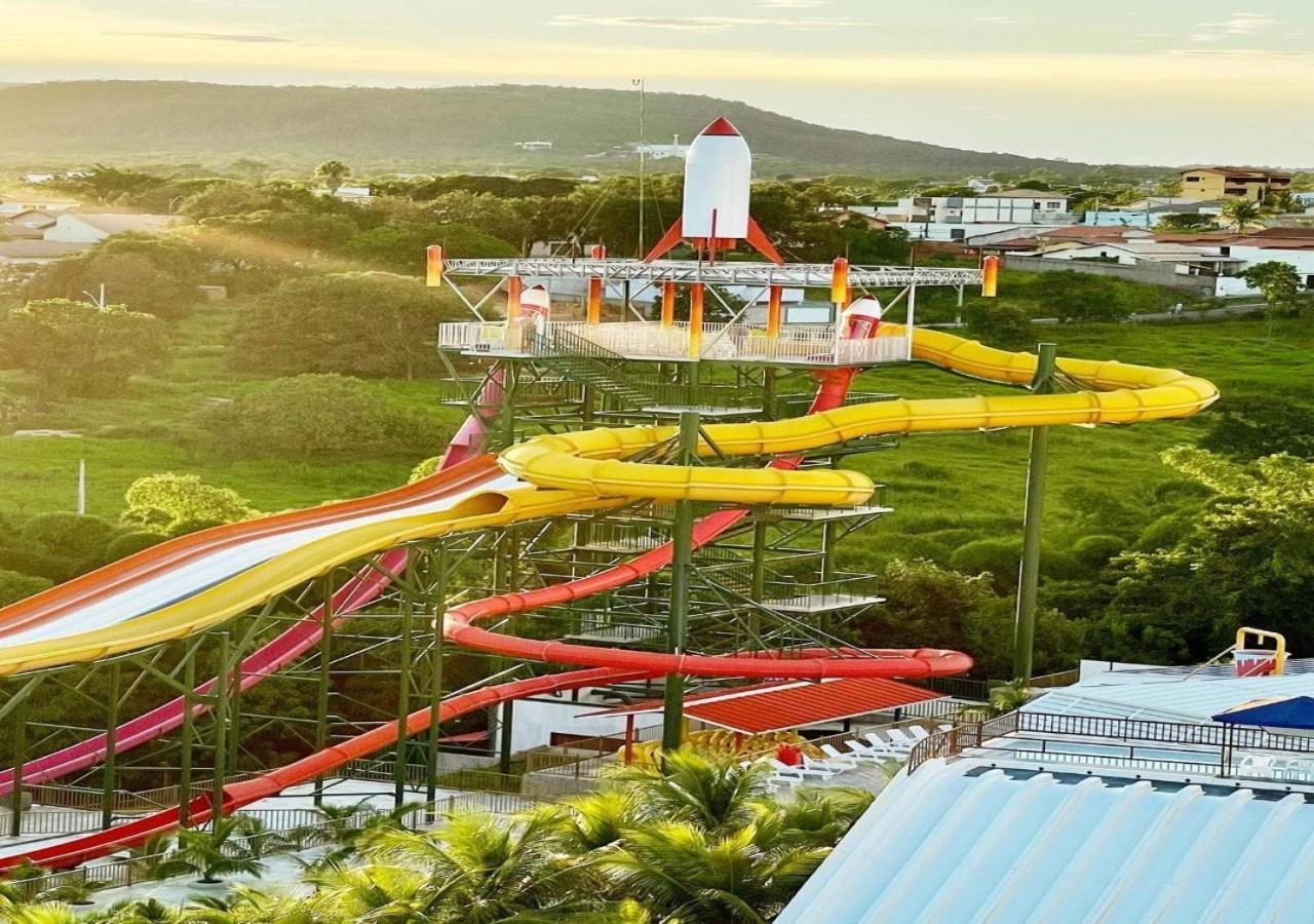 Villas Diroma Com Um Dia No Acqua Park, Splash E Slide Калдас-Новас Экстерьер фото